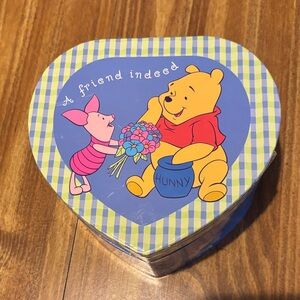 Winnie the Pooh Heart-Shaped Jewelry Music Box